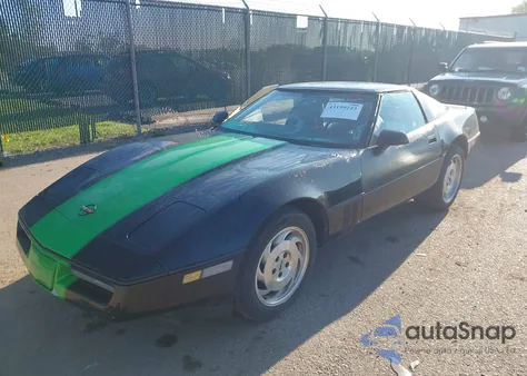 1985 Chevrolet Corvette из США, поврежденный, VIN 1G1YY0783F5122945